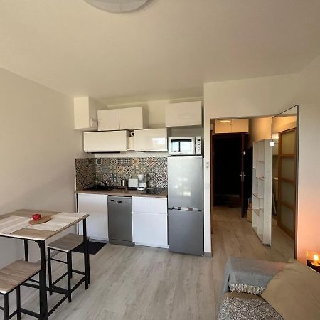 Charmant Studio Avec Terrasse Et Parking A Vence Zewnętrze zdjęcie